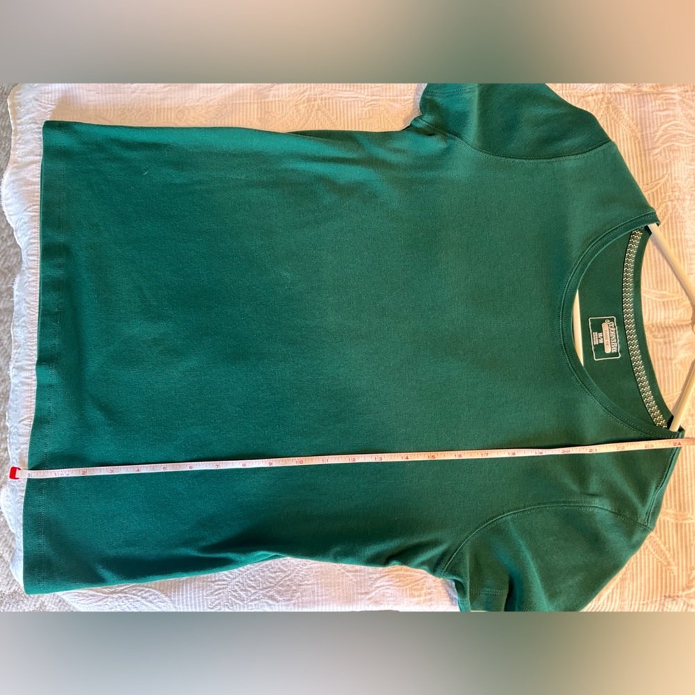 St John’s Bay women’s green top medium - Picture 7 of 7